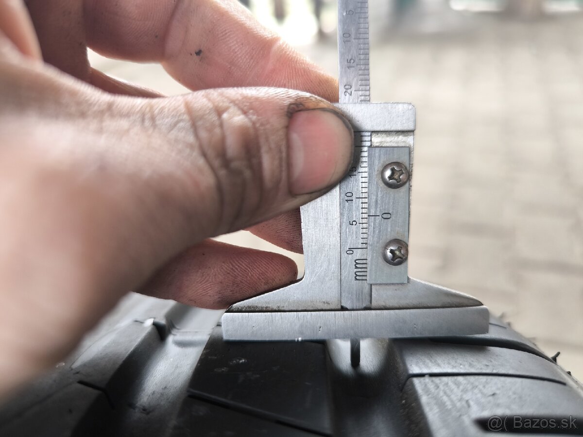 Falken 225/40R18 letné 2ks - 8