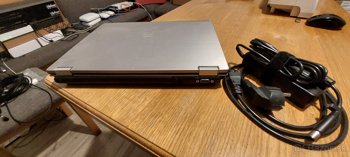 HP EliteBook - 8