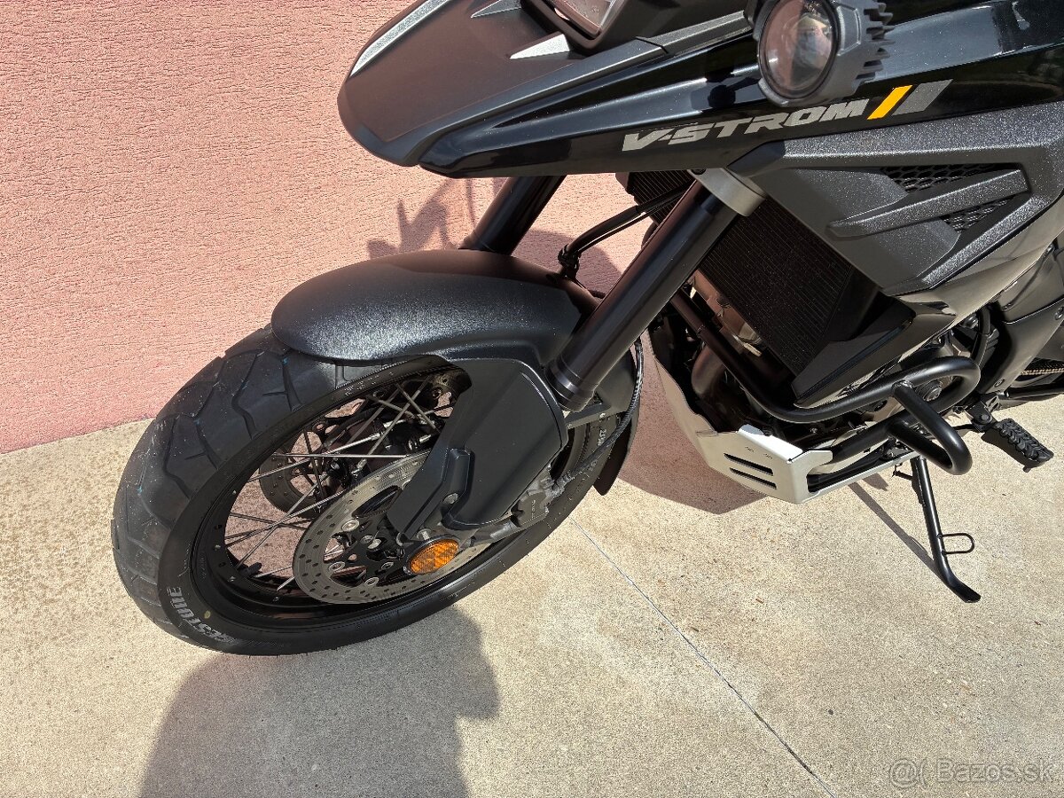 Suzuki Vstrom 1050 - 8