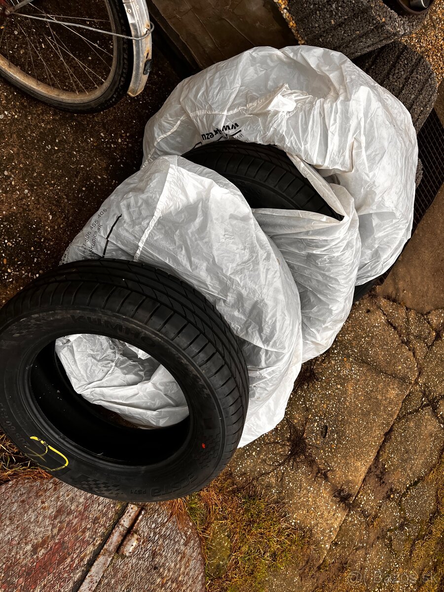 Kumho Ecsta 205/60 r16 letne - 8