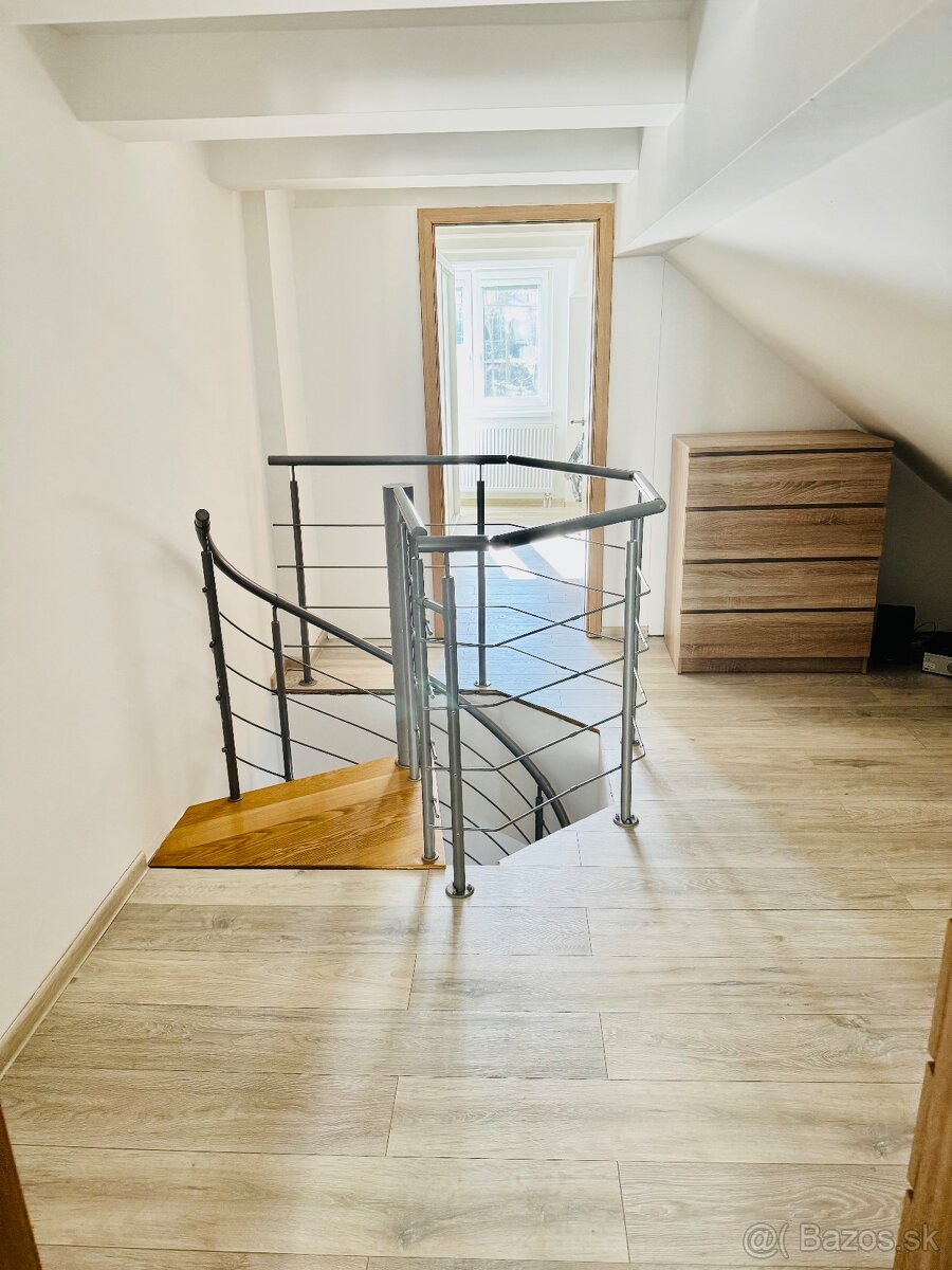 Predáme dom blízko centra Trenčína - 8