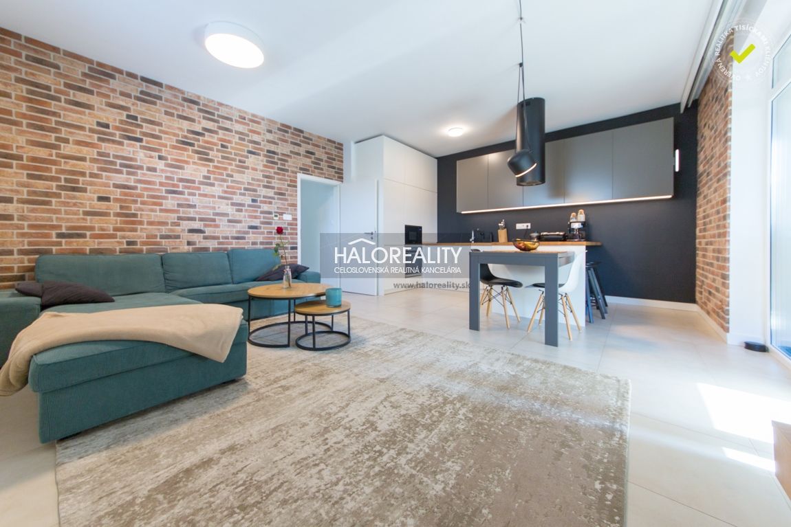 HALO reality - Predaj, trojizbový byt Slovenský Grob, Malý R - 8