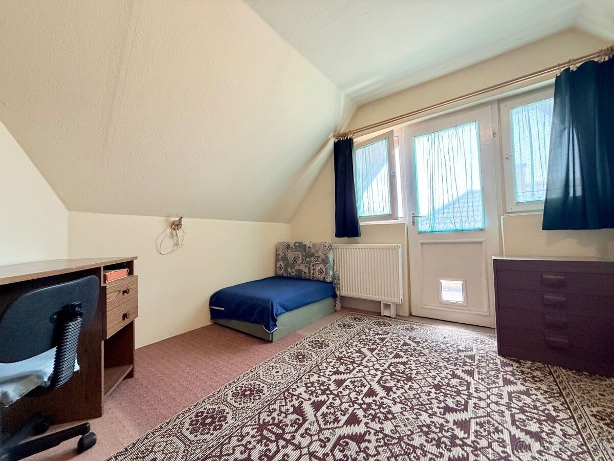 MAĎARSKO FORRÓ - SUPER 5 IZBOVÝ RD SO ZÁHRADOU - 8