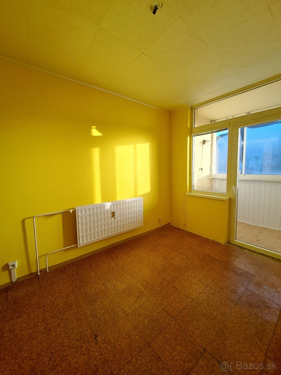 3-izb. byt s loggiou na ul. Jula Horvátha - 8