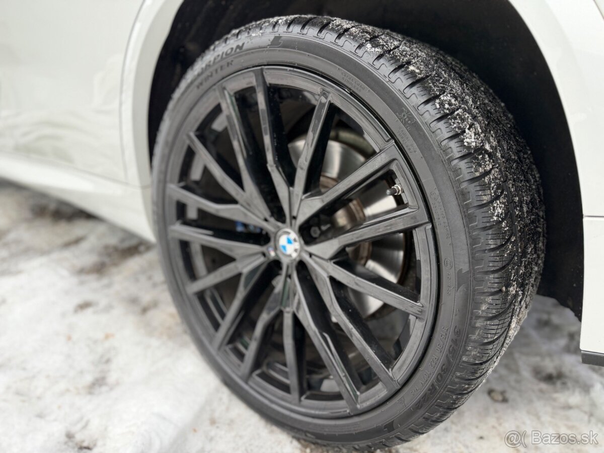 BMW X5 xDrive30d A/T - 8