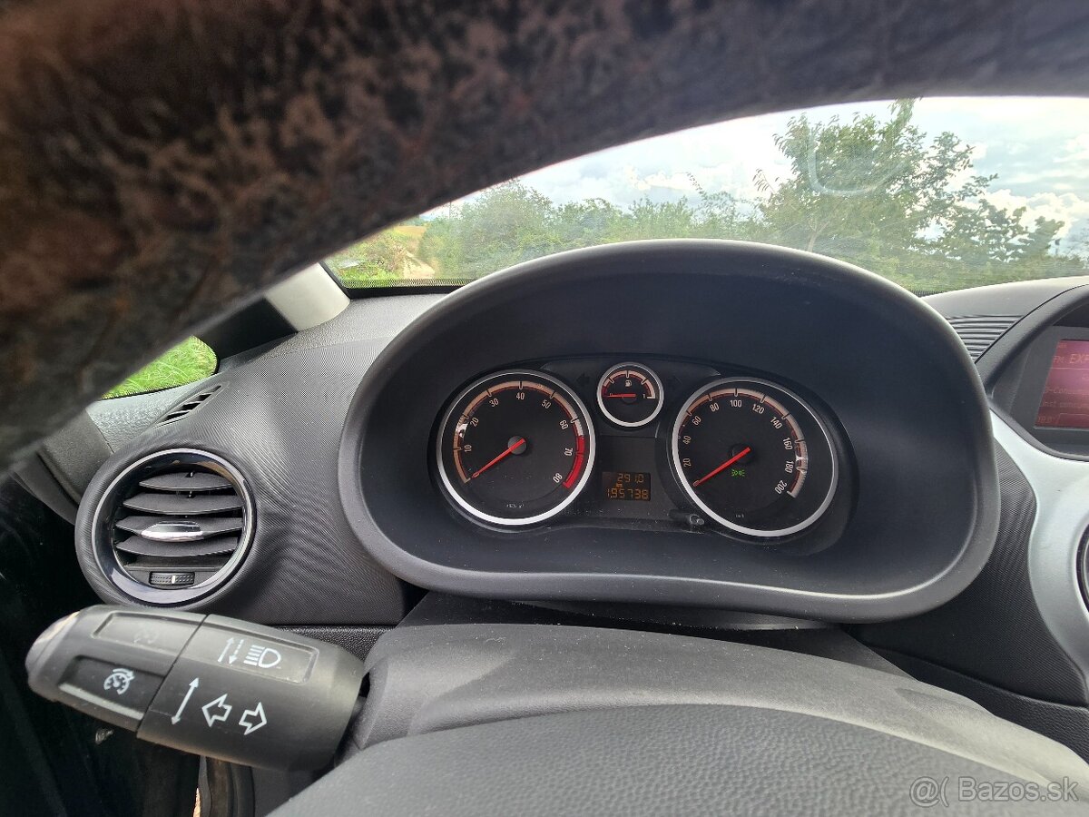 OPEL CORSA D, 1.4 benzín, 2009 - 8