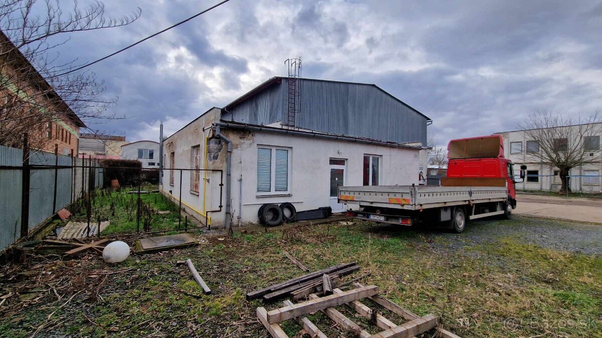 VÝROBNÁ HALA - LEVICE - 8