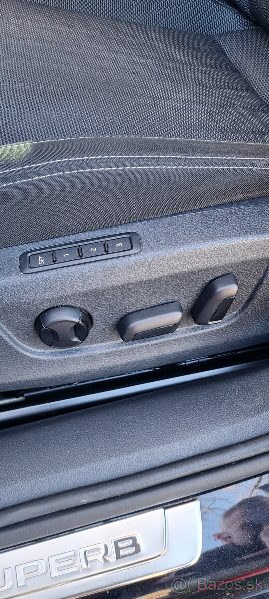 Škoda superb combi 2,oo tdi, 2020" matrix - 8