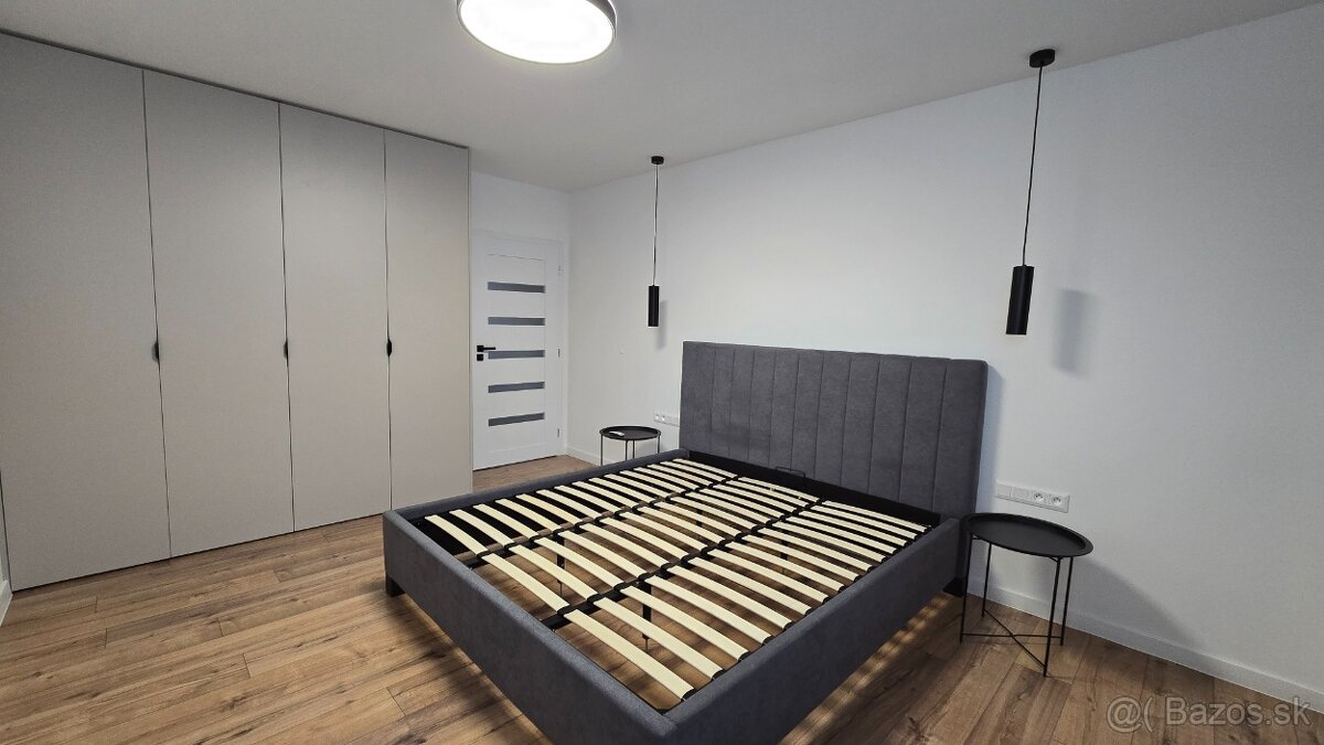 Prenajmem nadštandardný rodinný dom v Humennom - 8