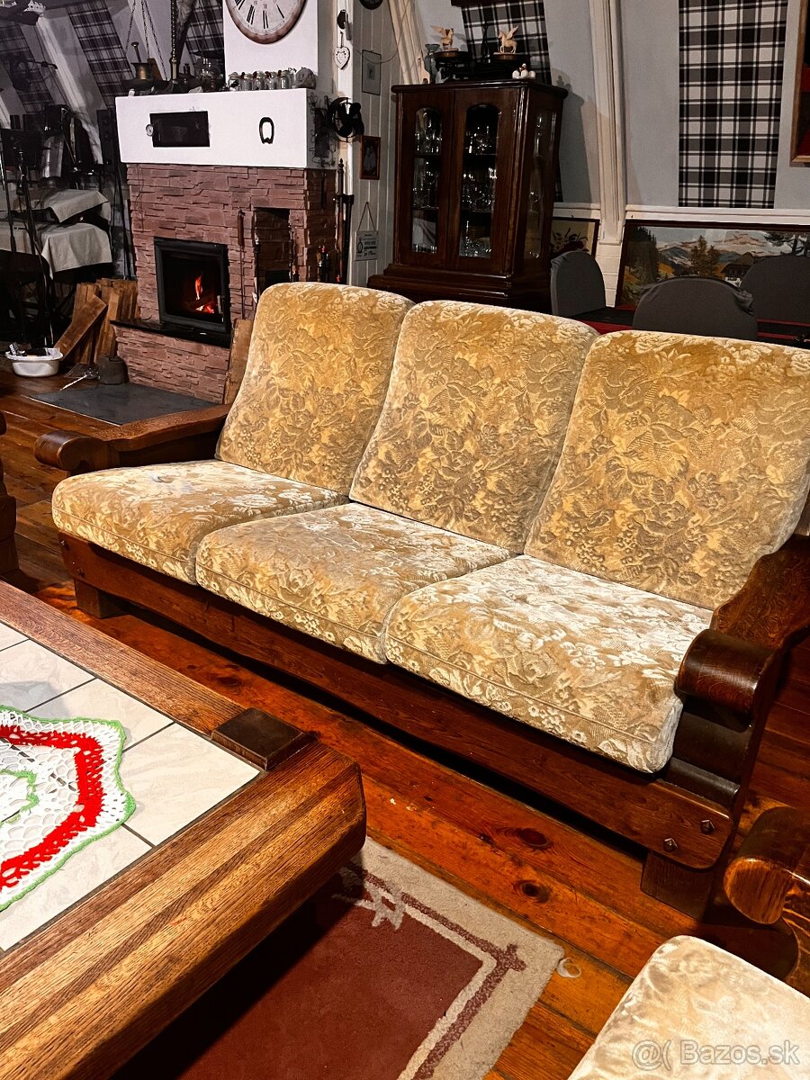 masívny nábytok - sedačka + konferenčný stolík - 8