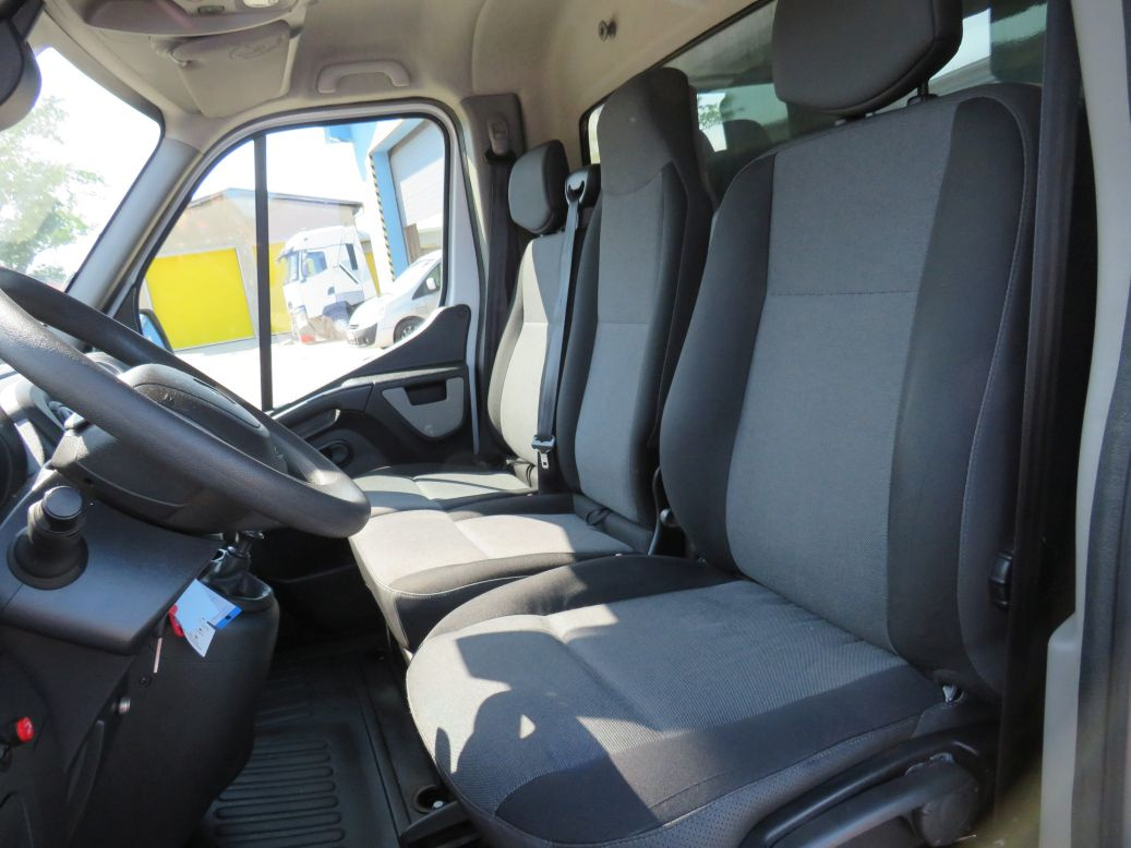 RENAULT MASTER 2.3D E6 Dvíh.čelo Lož. plocha 3,80m Tank 80L - 8