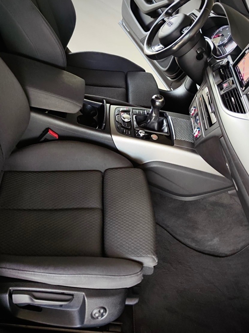 AUDI A6 3.0TDi Avant - 8