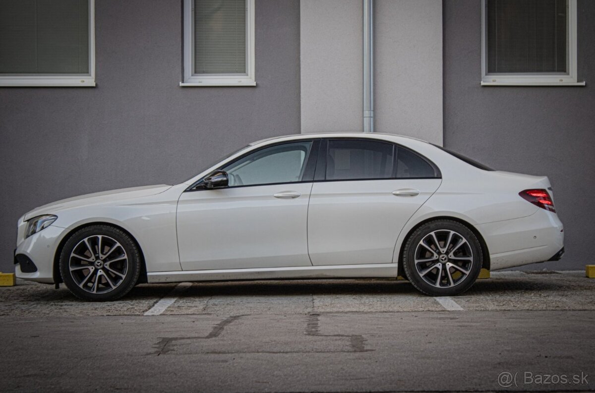 Mercedes-Benz E trieda Sedan 200 D TOP STAV - 8