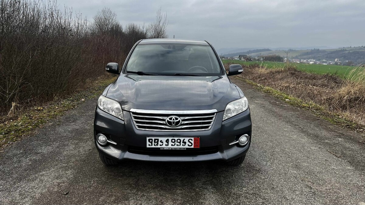 Toyota RAV4 2.0 benzin - 8