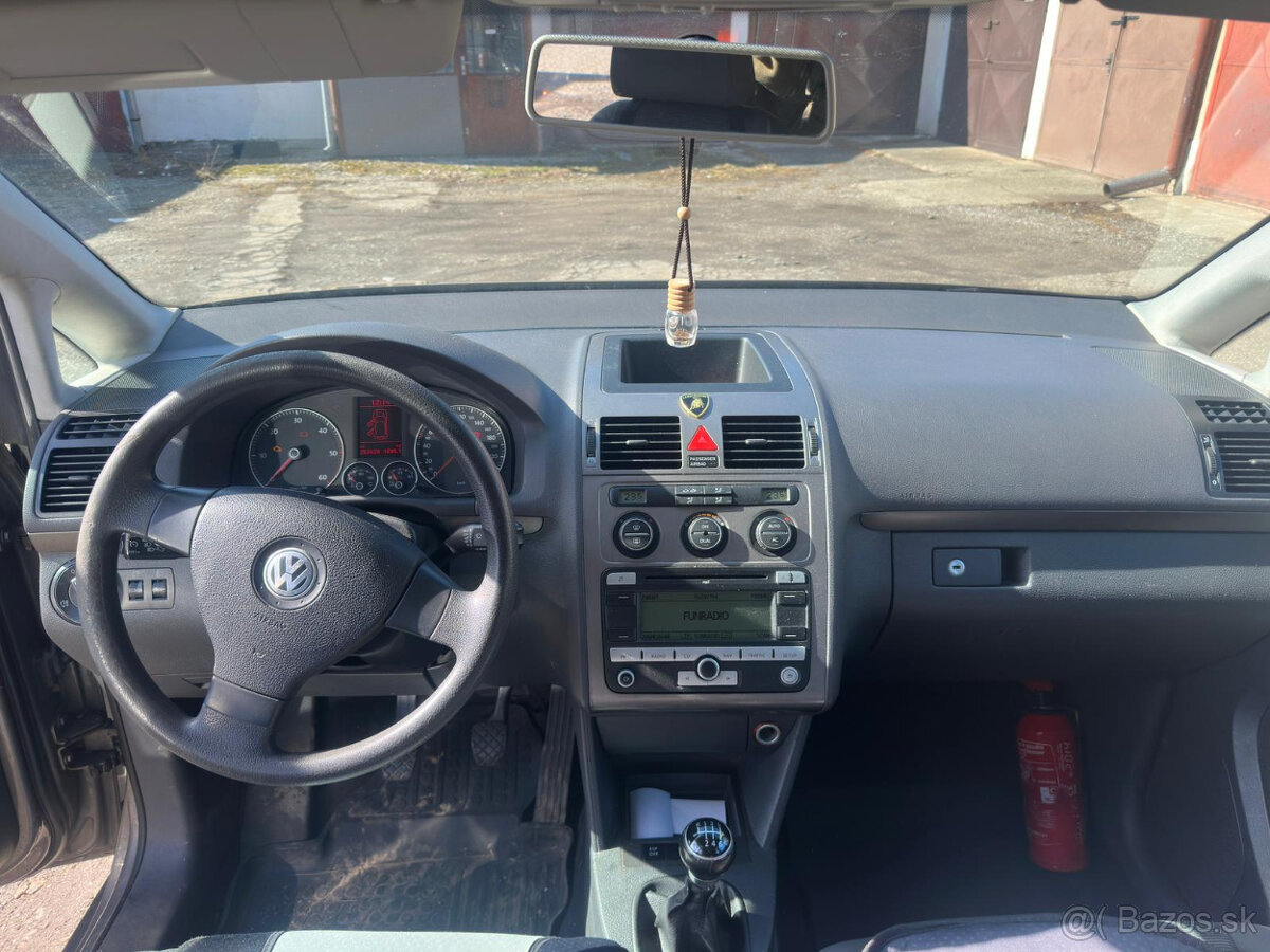 VW Touran 1.9 TDI, r.v. 2008 - 8