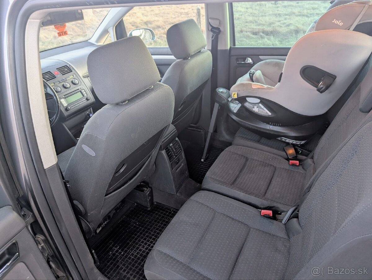 VW Touran 1.9 TDi DSG automat - 8