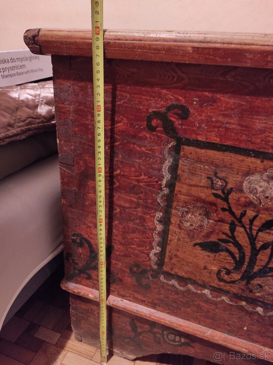 Maľovaná drevená truhlica - 8