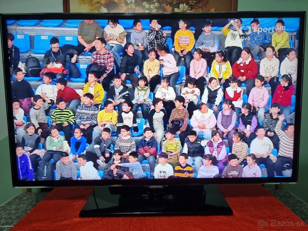 Predám Smart LED TV Samsung UE40F5370SS Full HD - 8