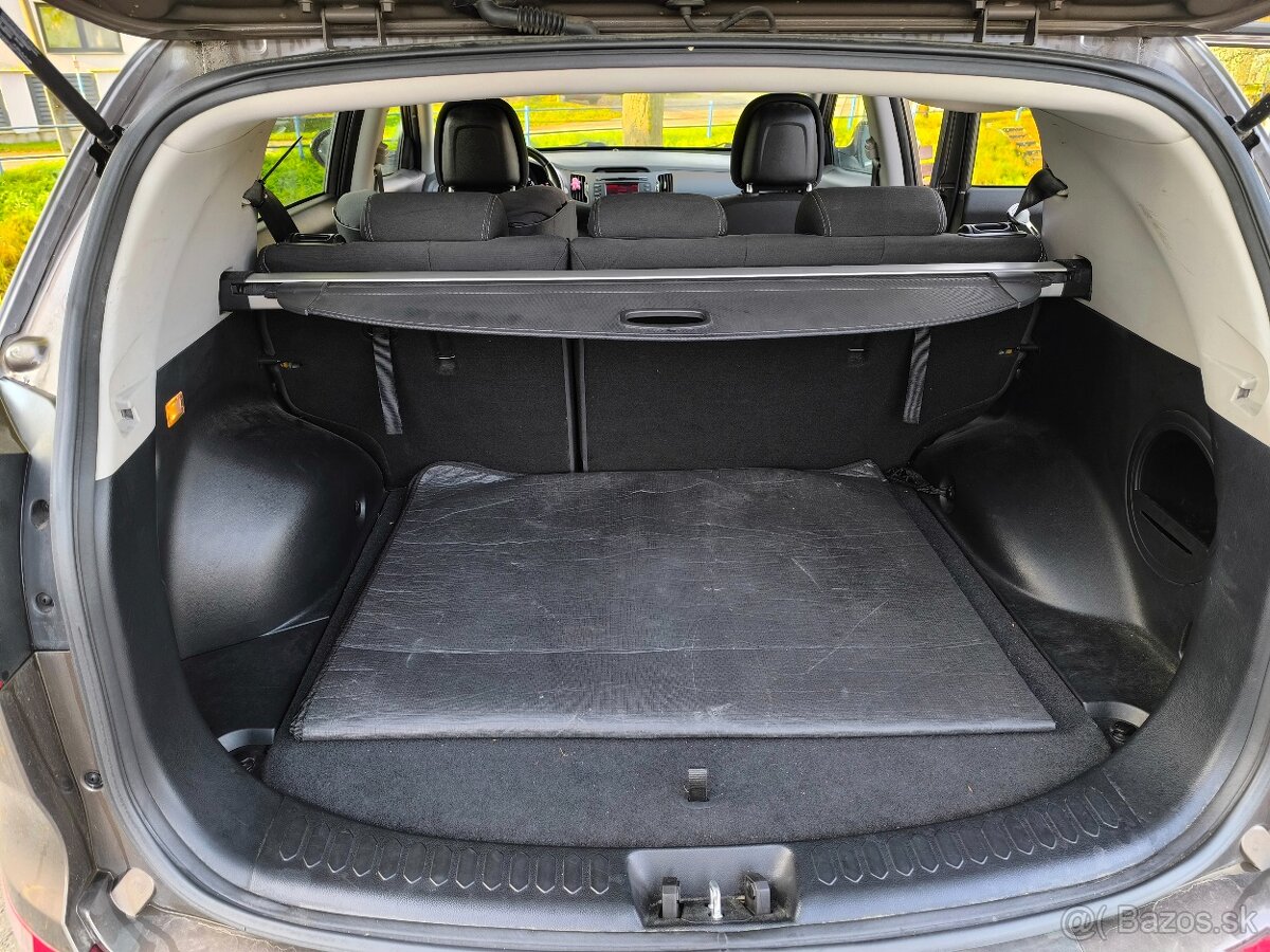 KIA SPORTAGE 1,7 CRDi 85 KW - 8