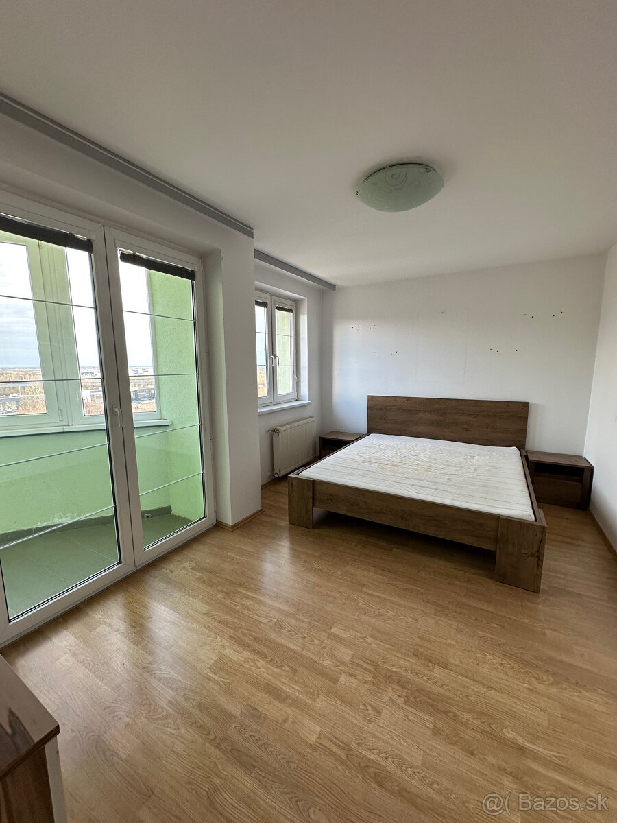 TOP ponuka: 3-izbový byt s 2 loggiami – Lamač, Bakošova ul. - 8