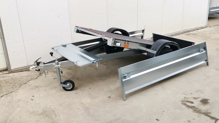 Prívesný vozík - 8