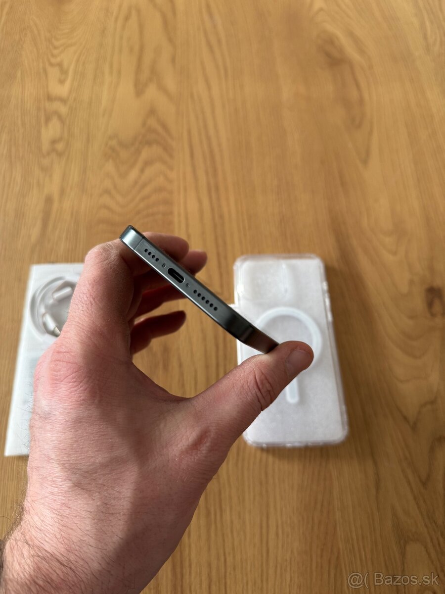 iPhone 15 Pro Max 256 gb Black Titanium v záruke - 8