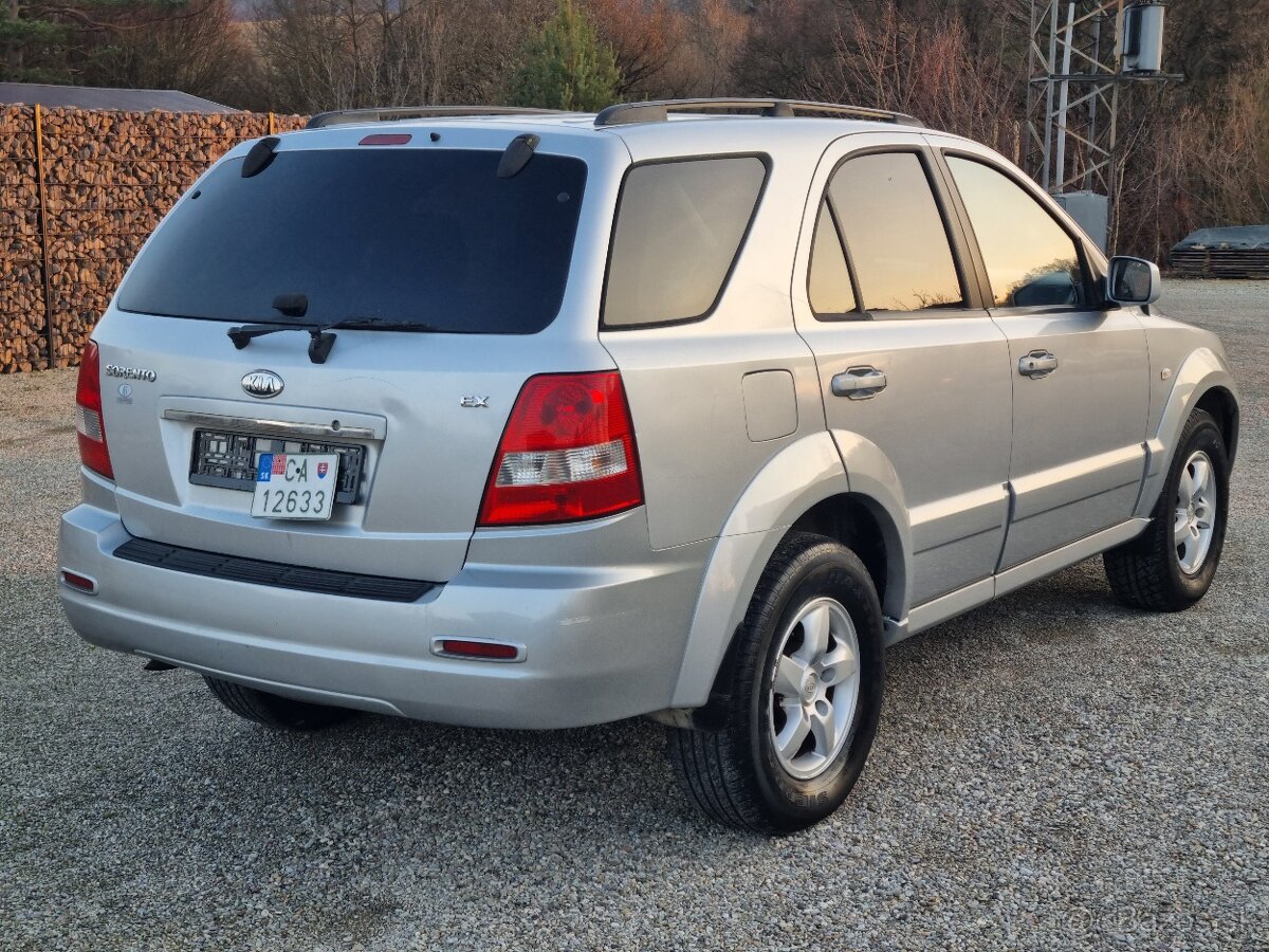 KIA SORENTO 2,5CRDi 4x4 - 8