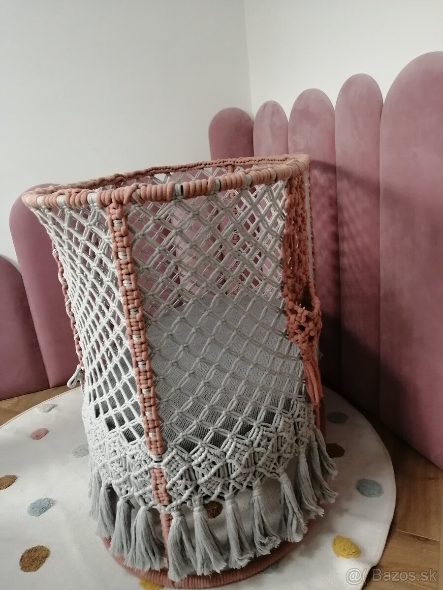 RUČNE ROBENÁ MAKRAME DETSKÁ POSTIEĽKA - 8