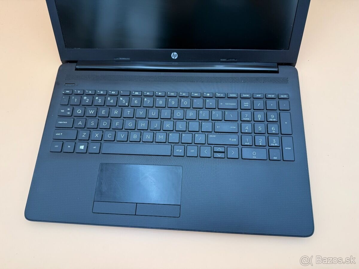Notebook HP / AMD A9-9425 / 8GB RAM / 128GB SSD - 8
