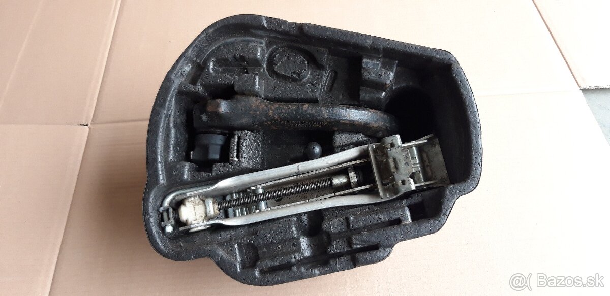 Vložka rezervy. - 8