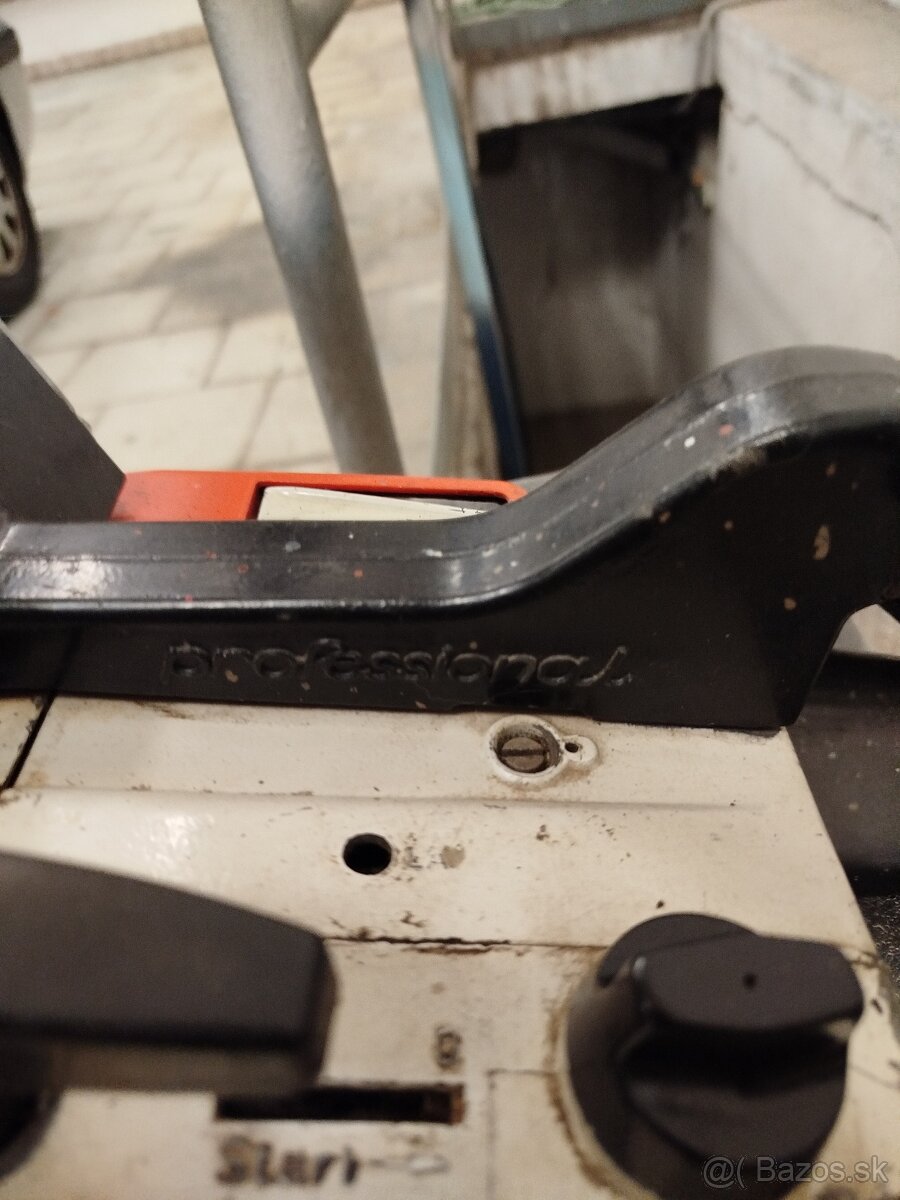 Motorová píla Stihl 0.20avp - 8