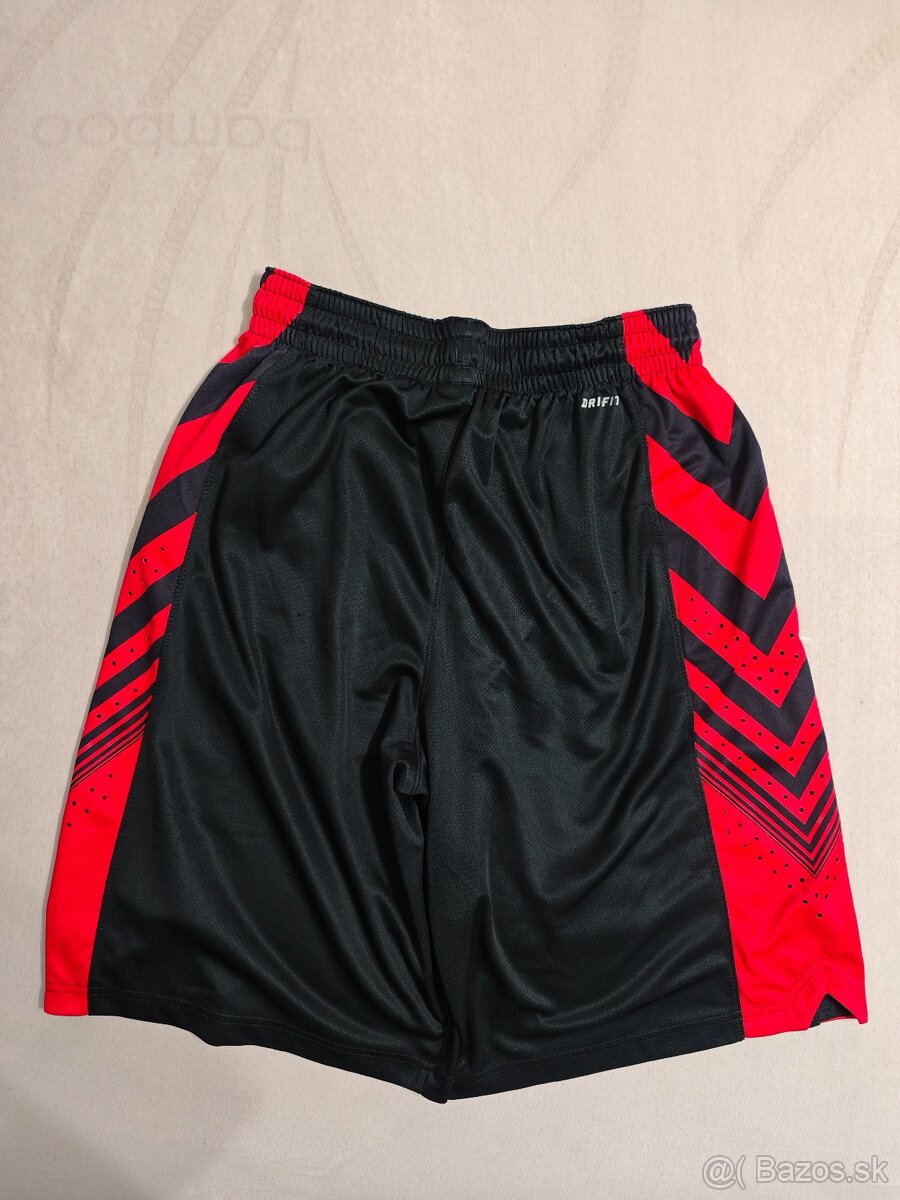 Nike kraťasy - 8