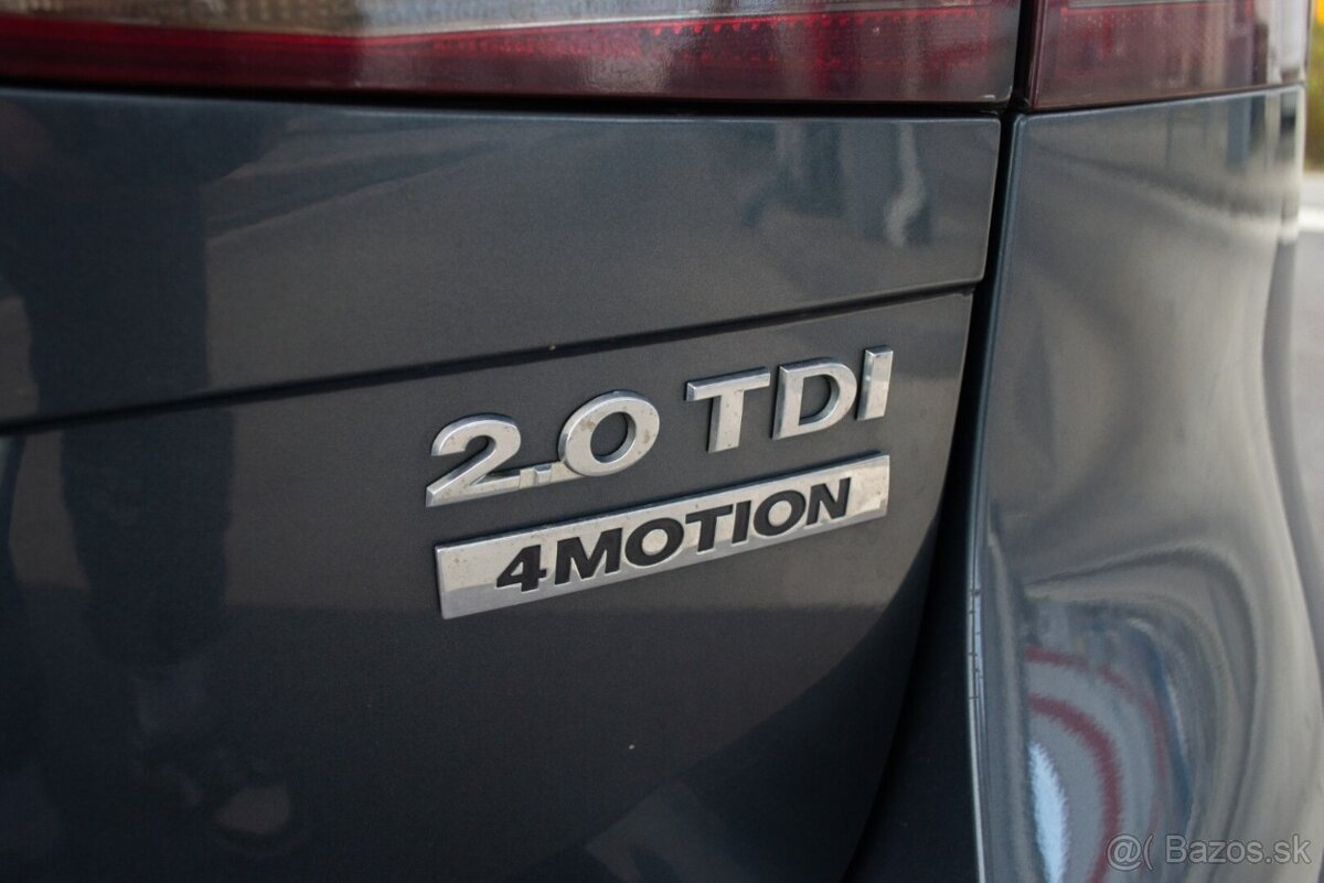 Volkswagen Passat Variant 2.0 TDI BMT Highline 4MOTION - 8