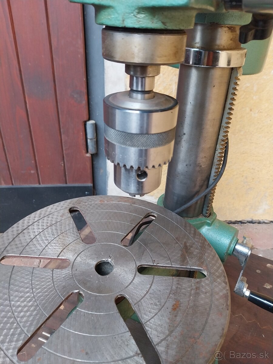 Stojanova vŕtačka 5 - 8