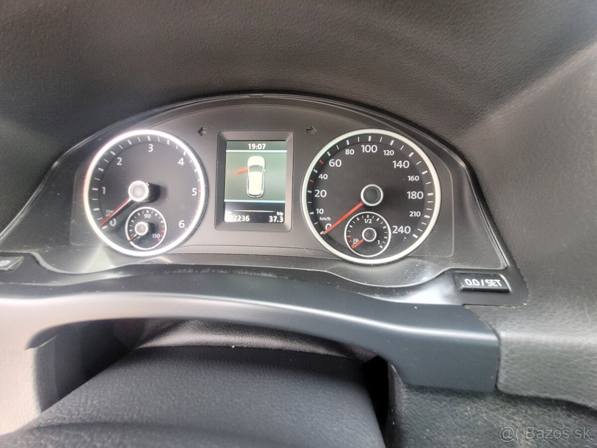 VW tiguan 2,0 tdi Dsg 4x4 R-Line - 8