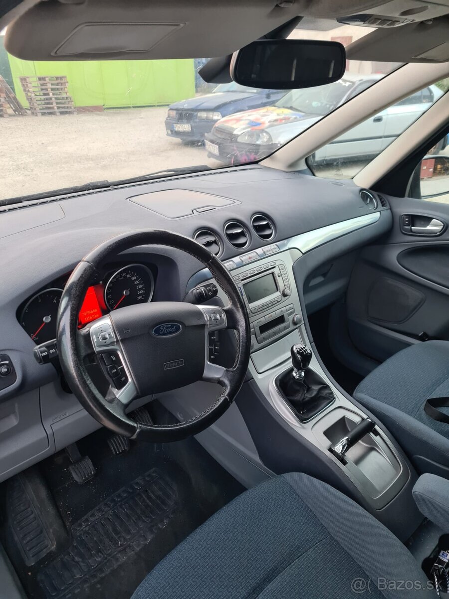 Ford Galaxy 1,8tdci 94kw 7miestne rok 2008 - 8