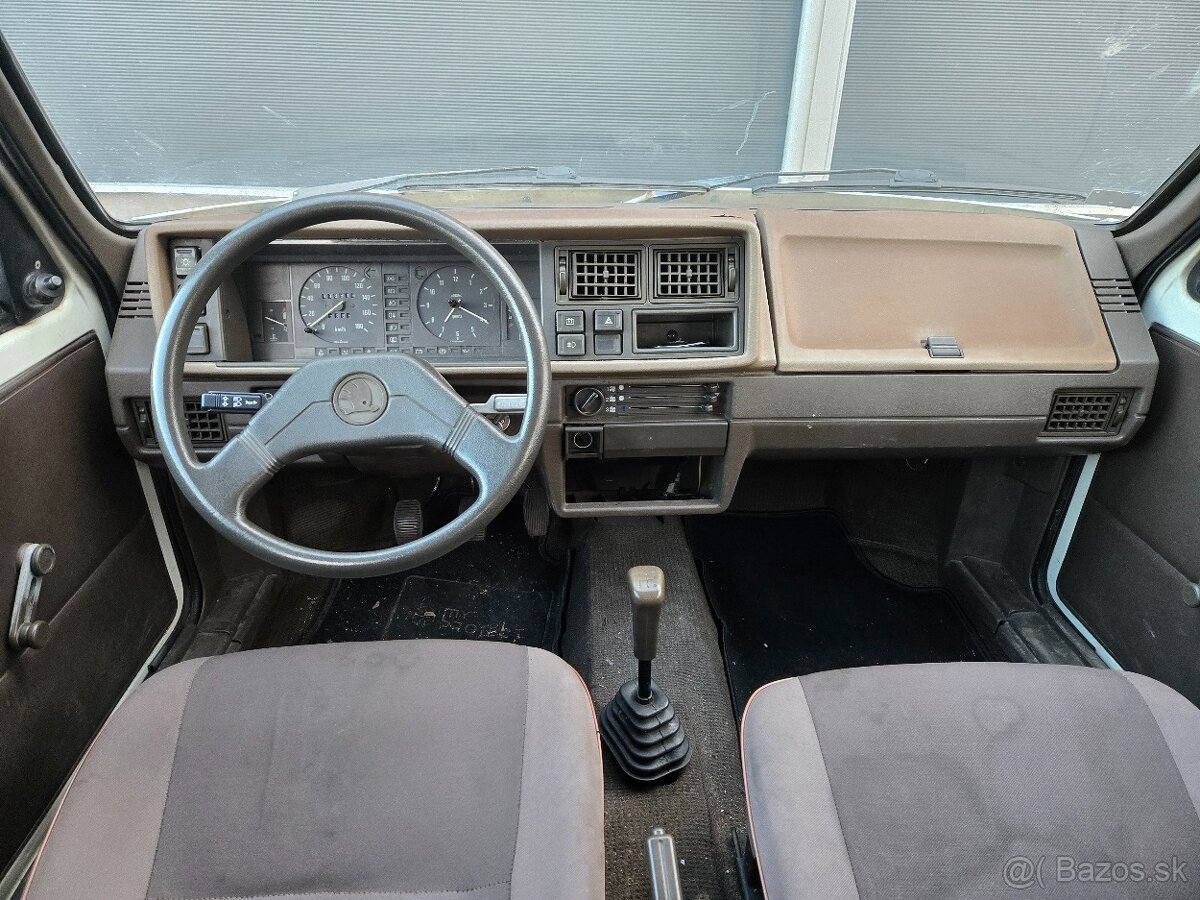 Škoda Favorit 136L __118000 km - 8