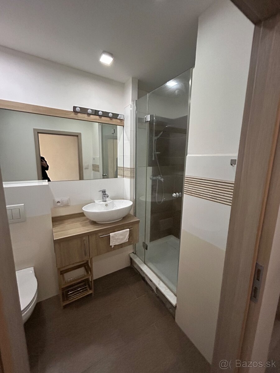 Moderná garsónka v centre Košíc na Prenájom - 8