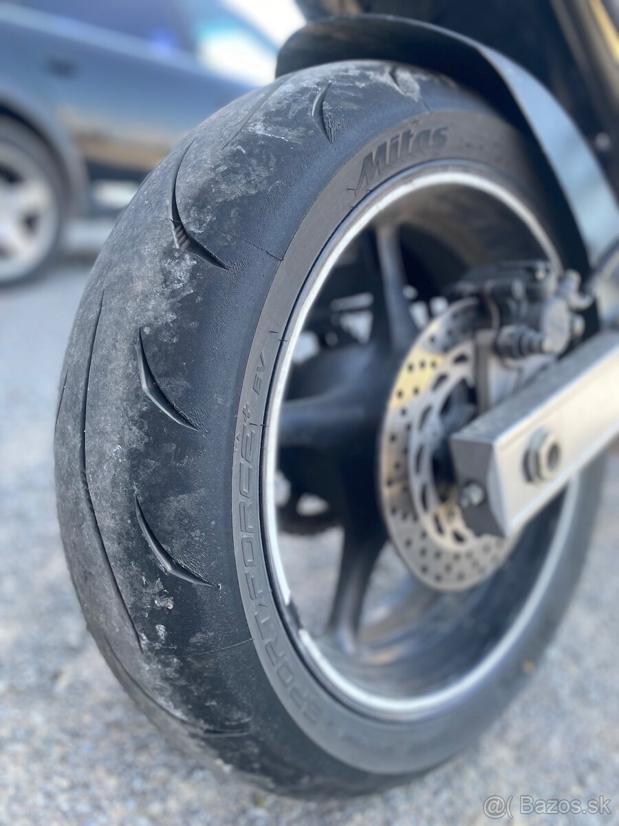 Yamaha FZ6N - 8