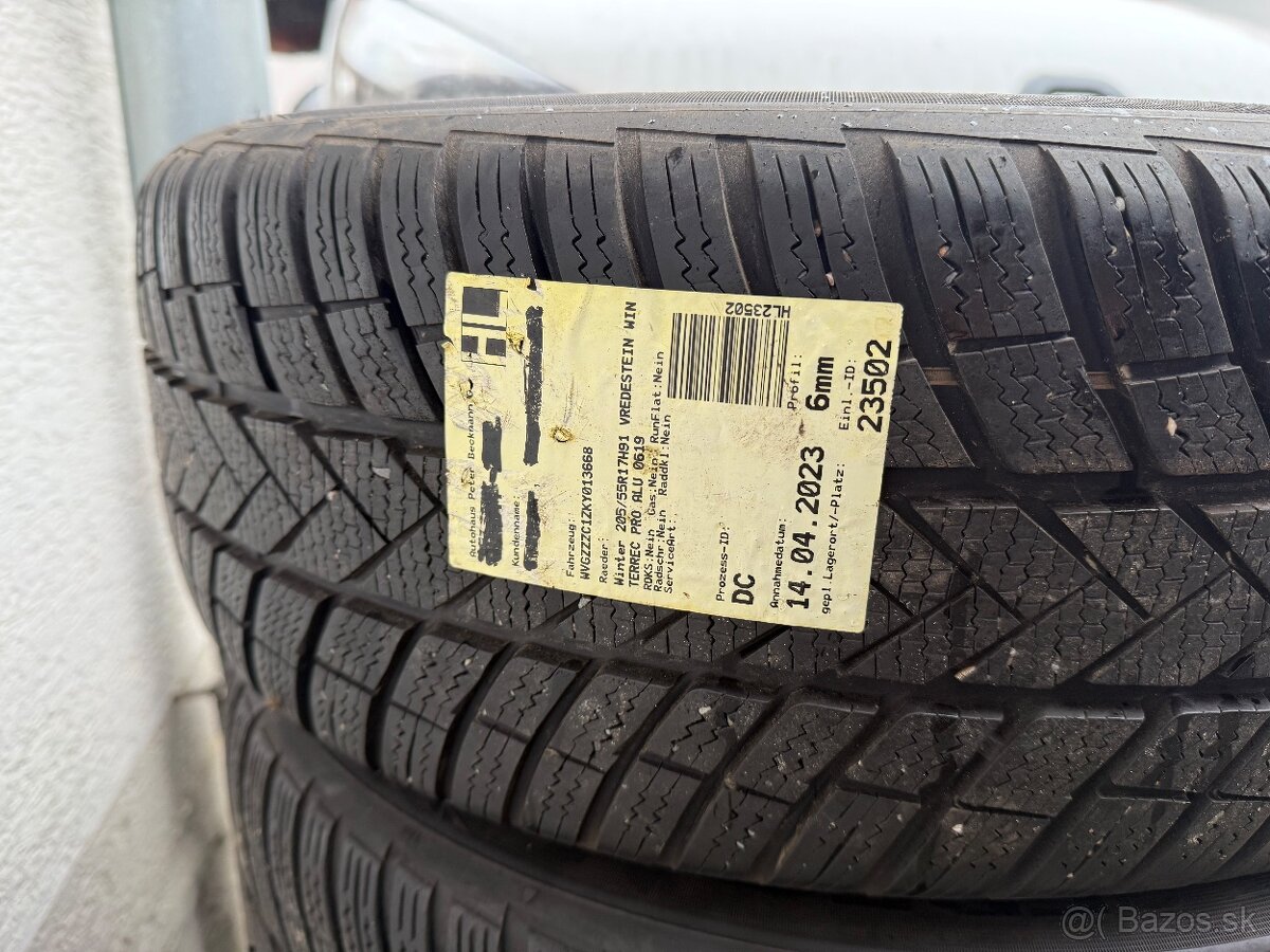 205/55 R17 zimné Vredestein 6mm - 2ks - 8