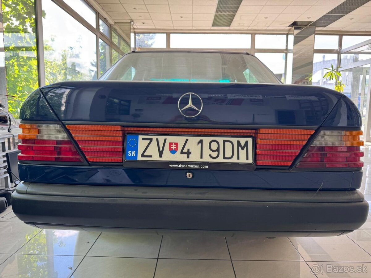 Mercedes-Benz 200 124 - 8