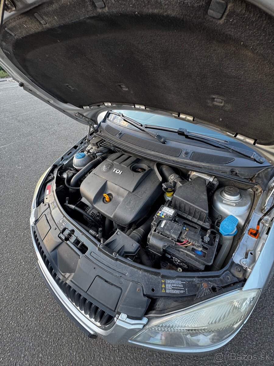 Škoda Roomster 1.4 TDI Panorama - 8
