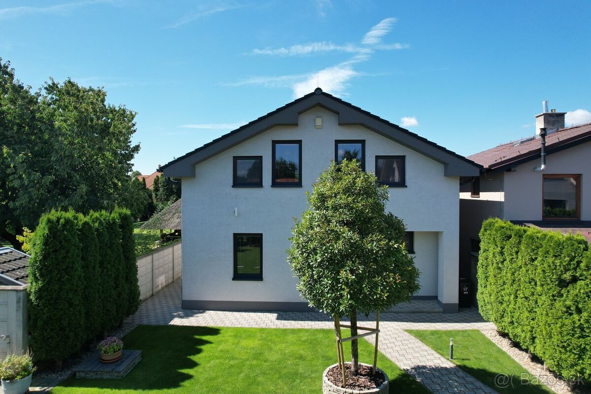 Krásny 5 izbový RD Jarovce na predaj - 8