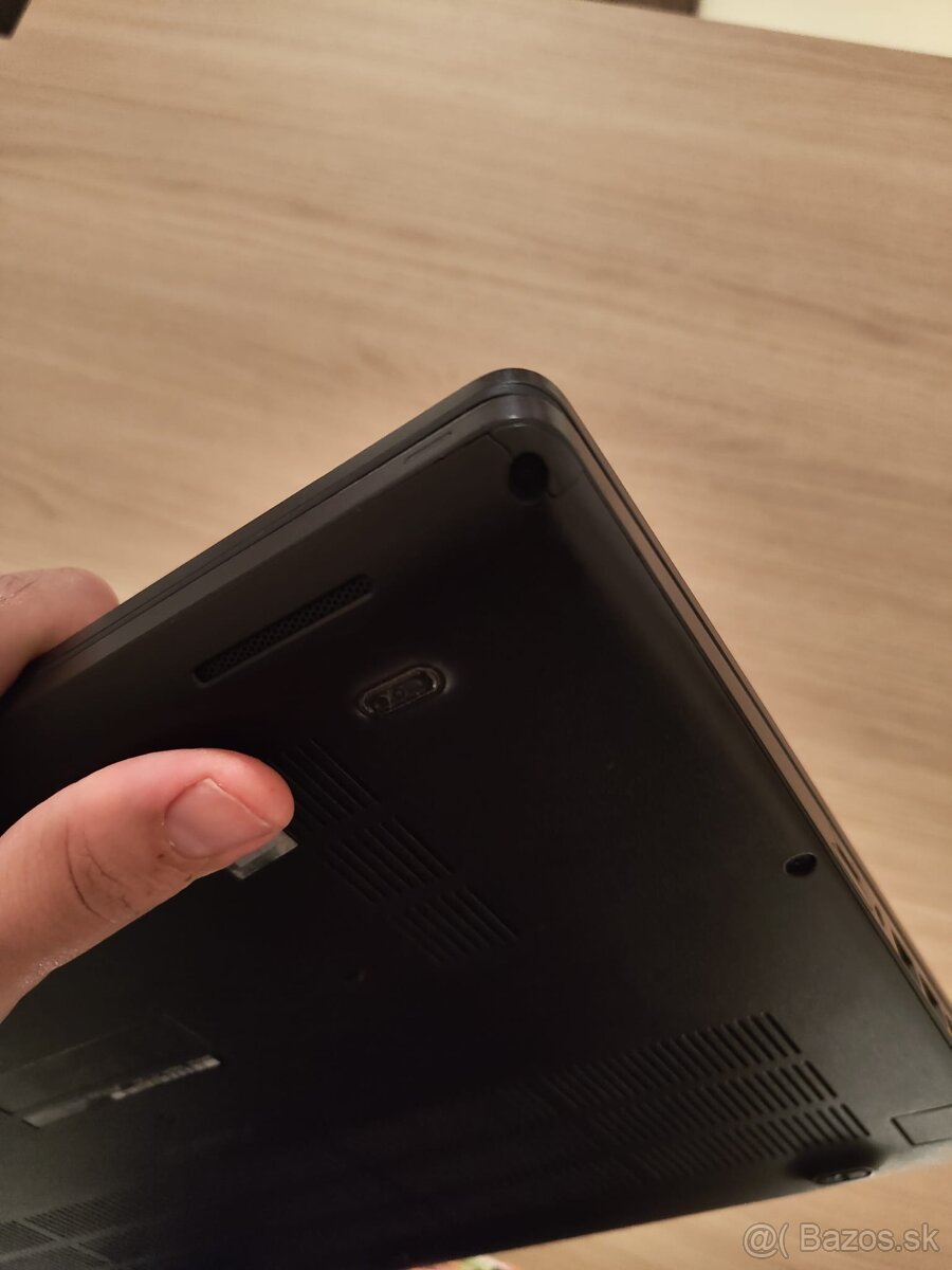 dell precision 3540 i7 16gb 512gb ssd - 8