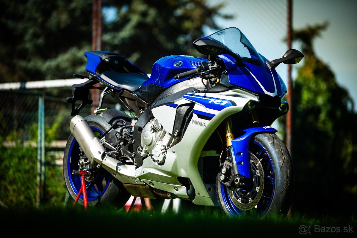 Yamaha Yzf R1 - 8