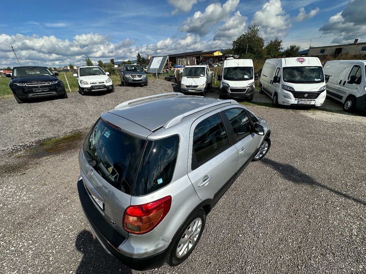 Fiat Sedici 2.0 MultiJet Emotion 4x4 - 8