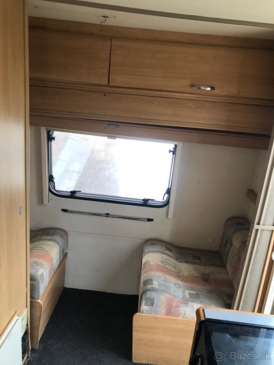 Obytny prives vhodny do záhrady Karavan - 8