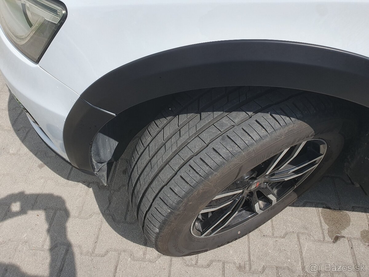 Predám Audi Q5 2,0tdi allroad paket - 8