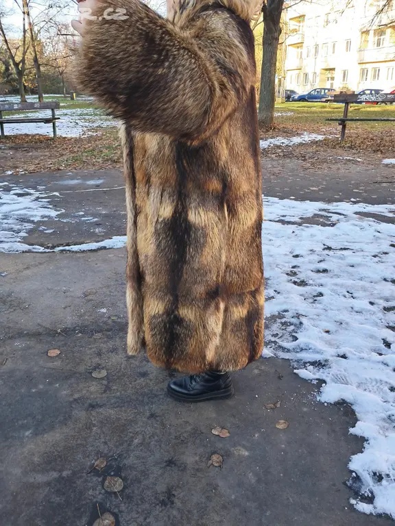 Kožich. Jezerní liška. - 8