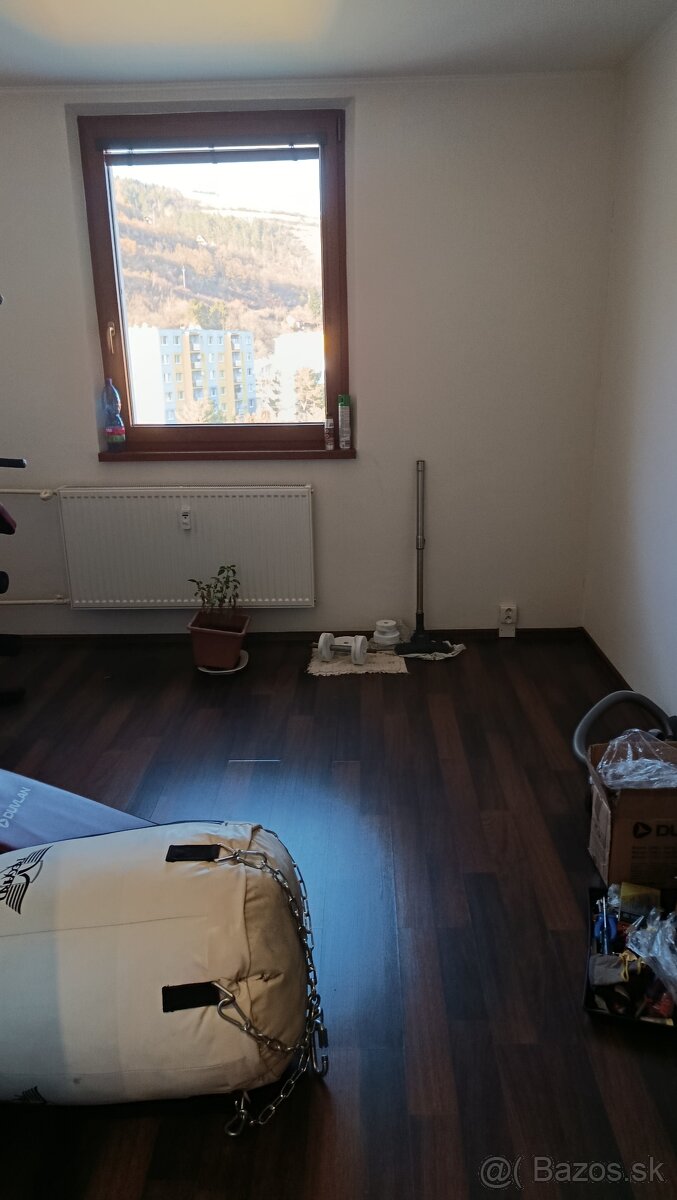 Predám 3-izbový byt Gelnica 74m2 - 8